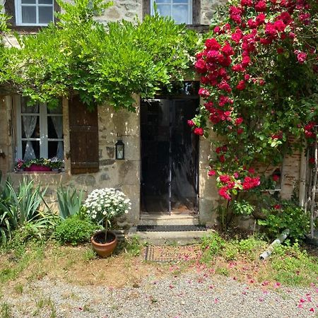 Red Gate Cottage Saulgond Exterior foto